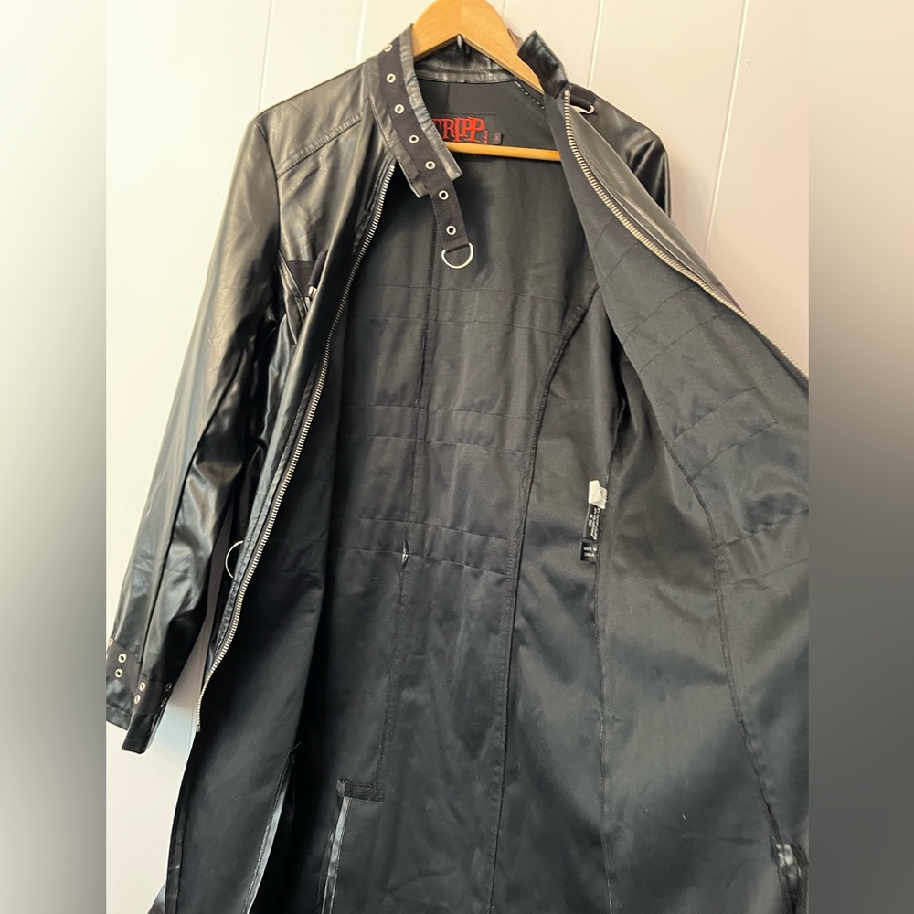 Vintage Tripp NYC Vinyl Faux Leather Trench Coat Goth Buckles Bondage Duster vtg - Picture 7 of 15
